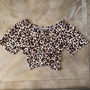 Victoria’s Secret Heavenly modal twist-tie crop tee. Leopard. XS. Never worn.